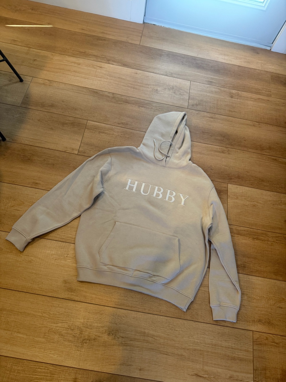 Six stories Hubby Graphic Hoodie - Cream Men's Pullover